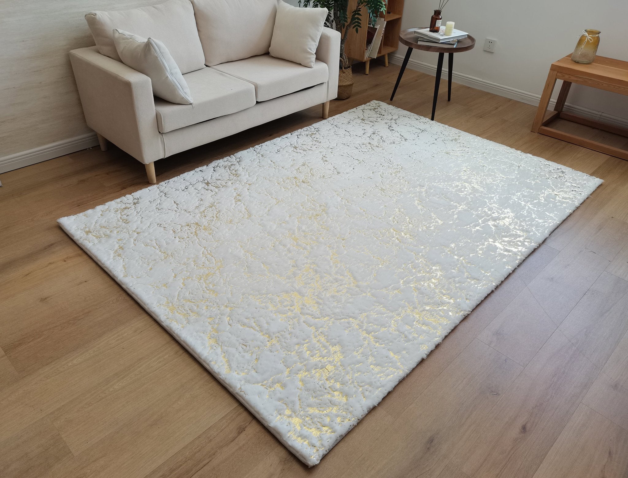 Golden Snowfall Luxurious White Shaggy Rug